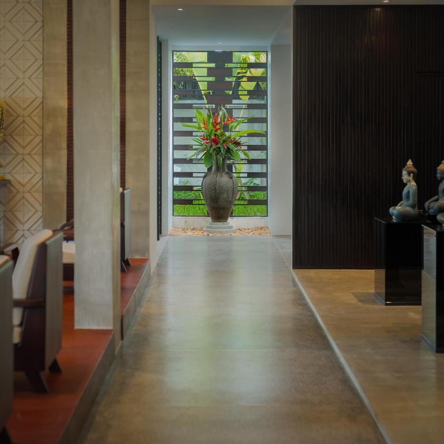 Eightfold Urban Resort Siem Reap Eksteriør bilde Interior of the hotel