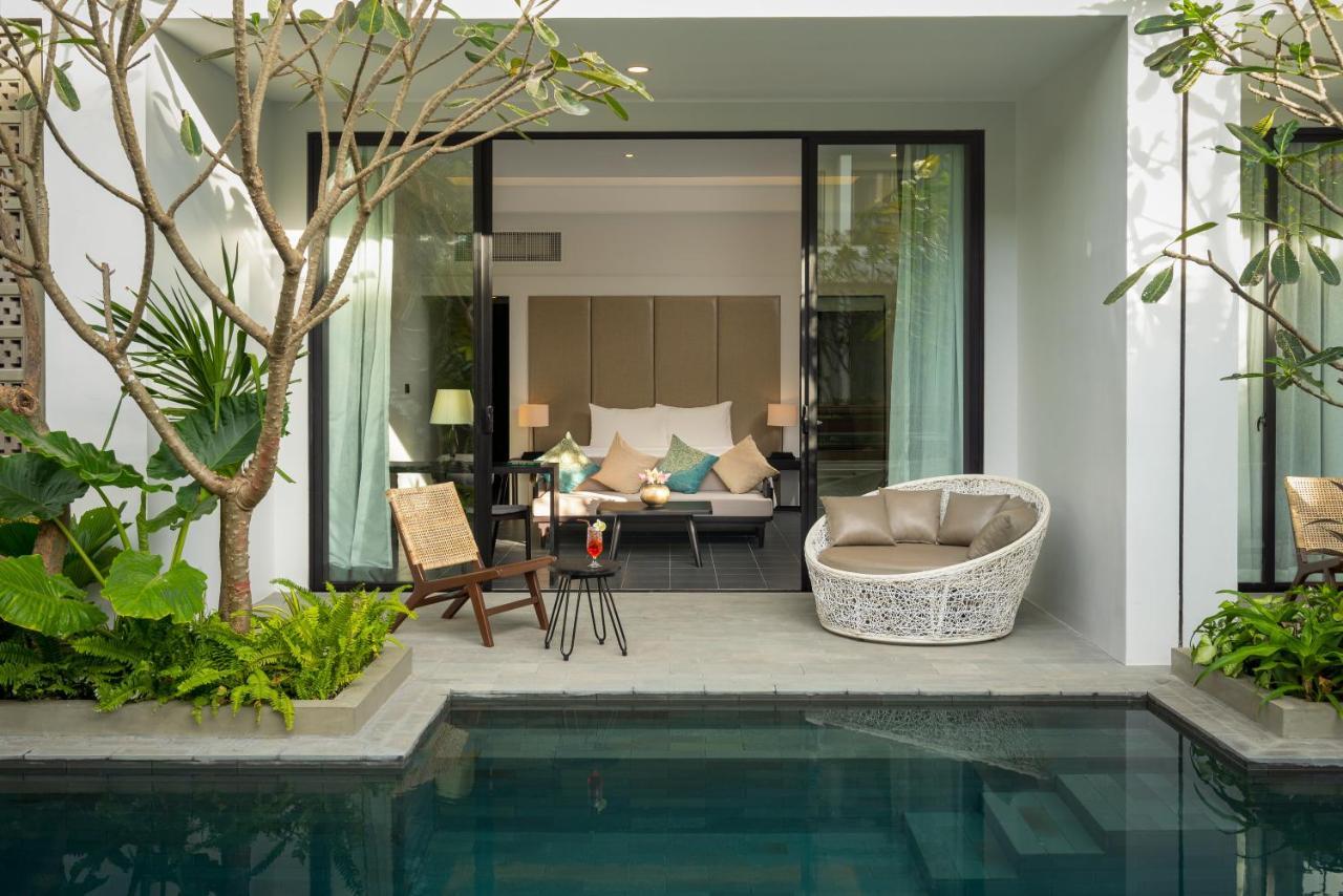 Eightfold Urban Resort Siem Reap Eksteriør bilde A pool villa at The Sukhothai