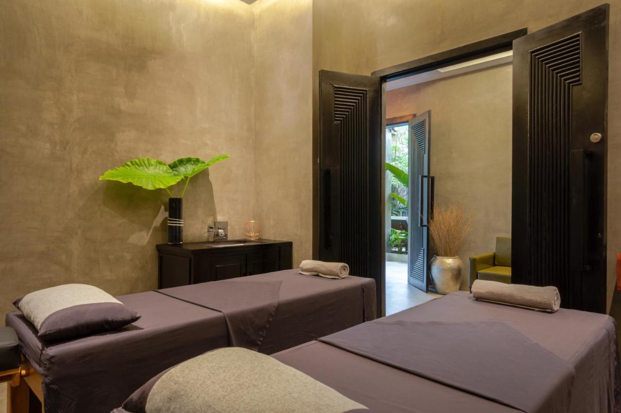 Eightfold Urban Resort Siem Reap Eksteriør bilde A spa in Vietnam
