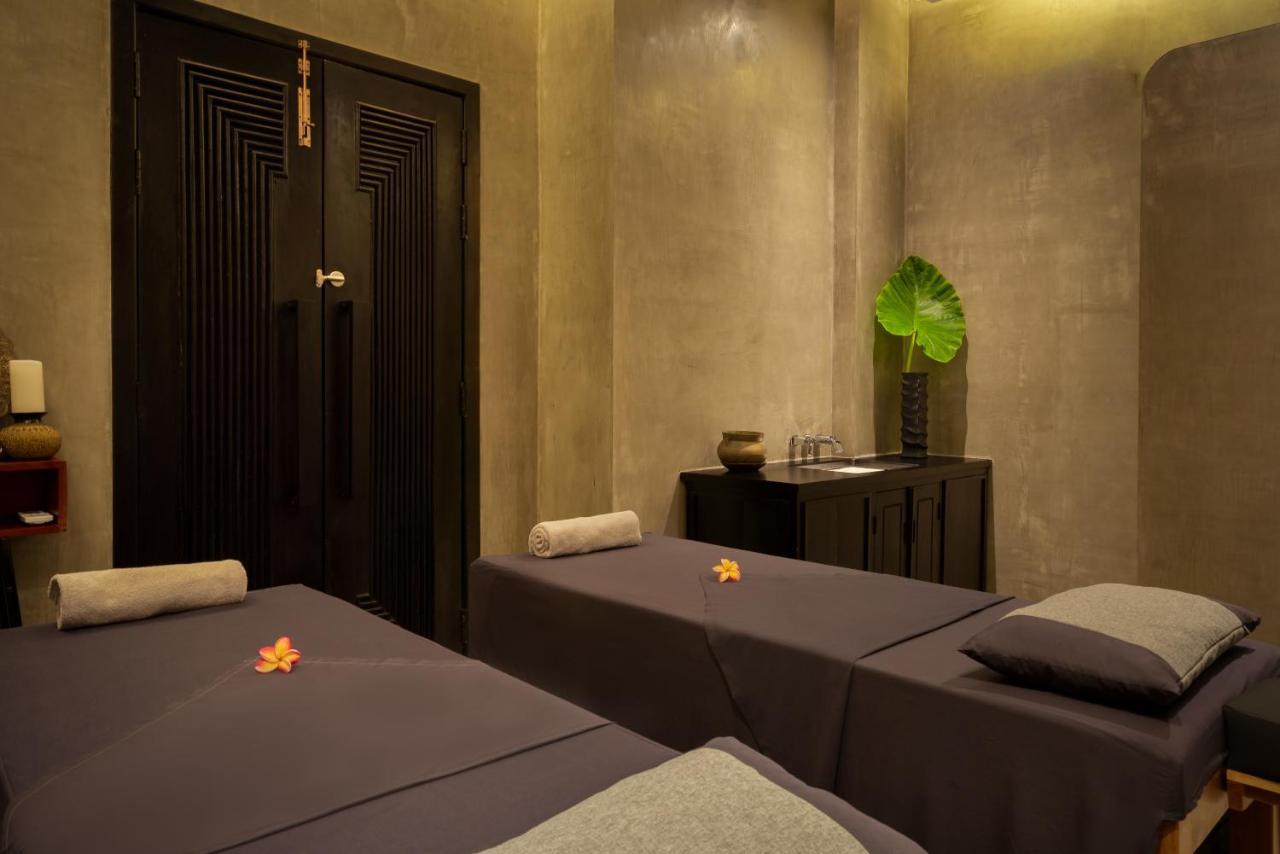 Eightfold Urban Resort Siem Reap Eksteriør bilde A spa treatment room