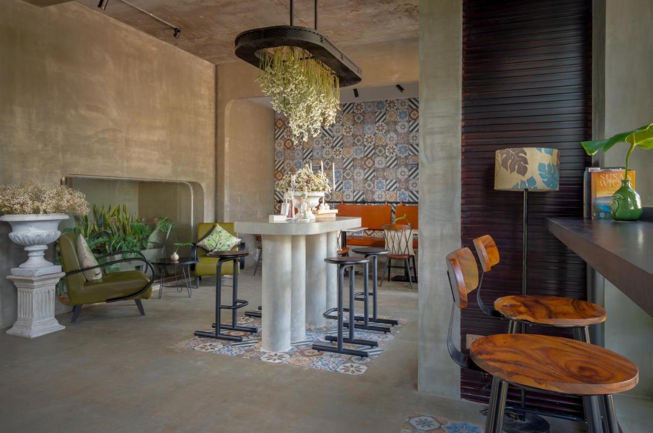 Eightfold Urban Resort Siem Reap Eksteriør bilde The interior of the restaurant