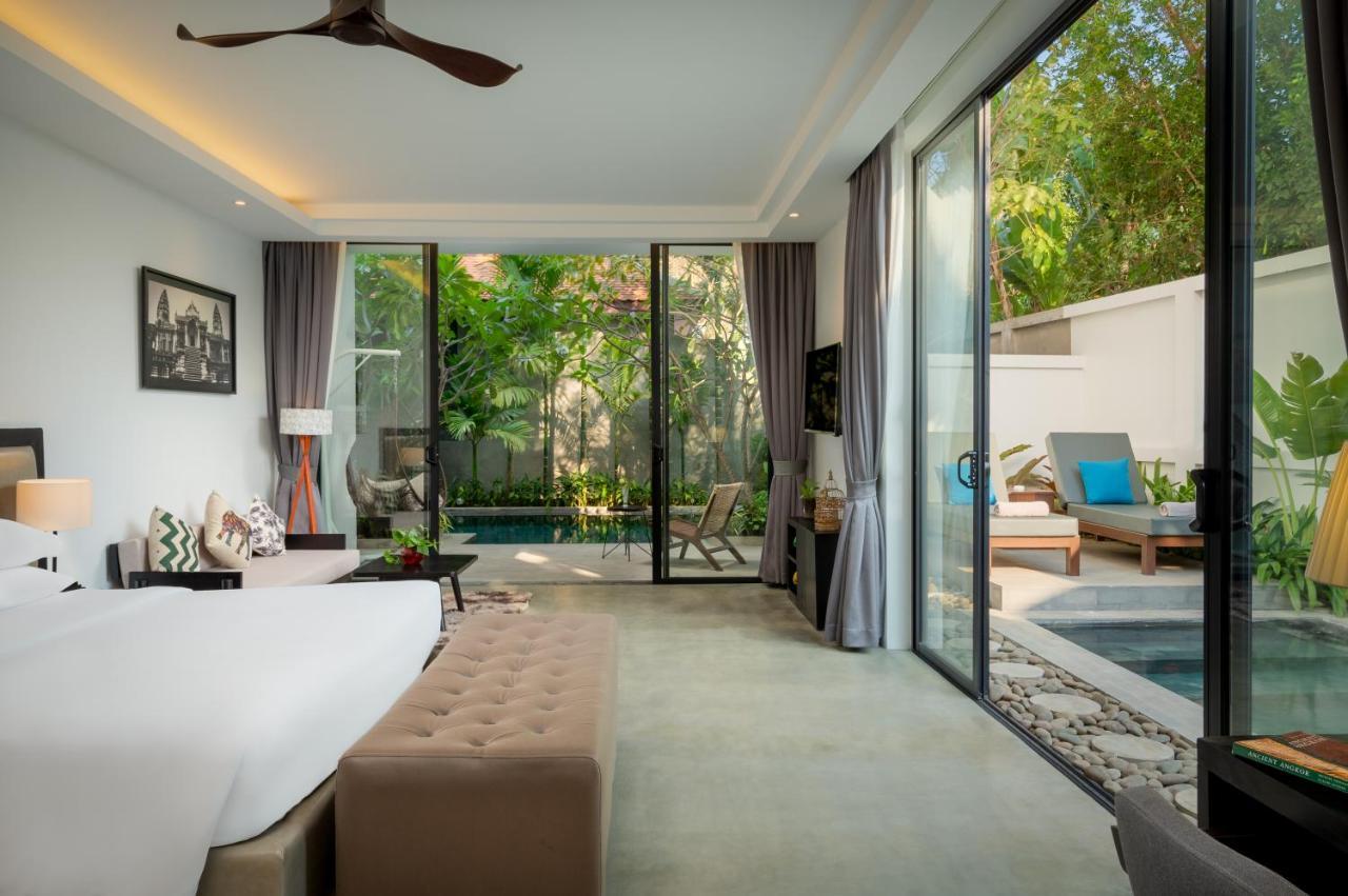 Eightfold Urban Resort Siem Reap Eksteriør bilde A pool villa at The Village Phuket